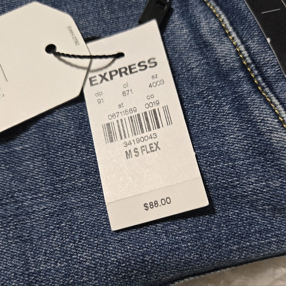Express Jeans Modern Straight Mid Rise M Short Brand New - Picture 5 of 8